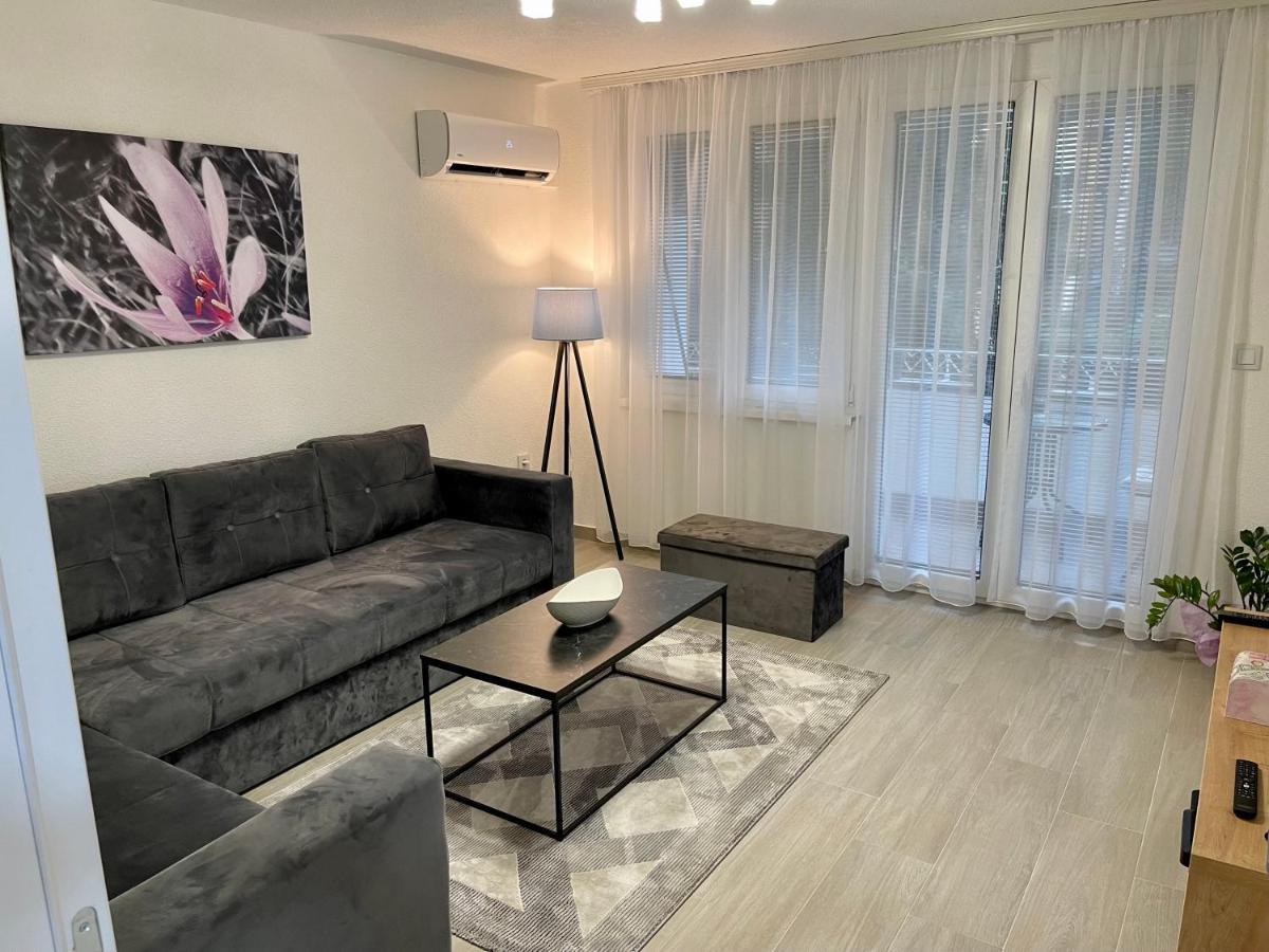 Anet Apartman Visoko Exterior photo